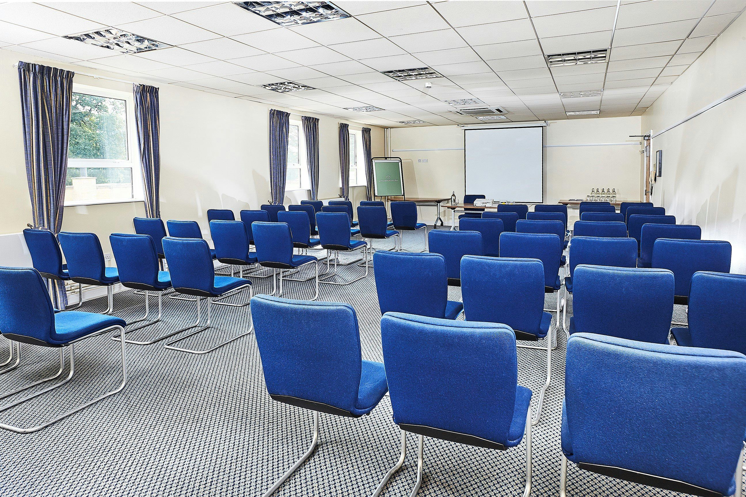 غرفة الاجتماعات