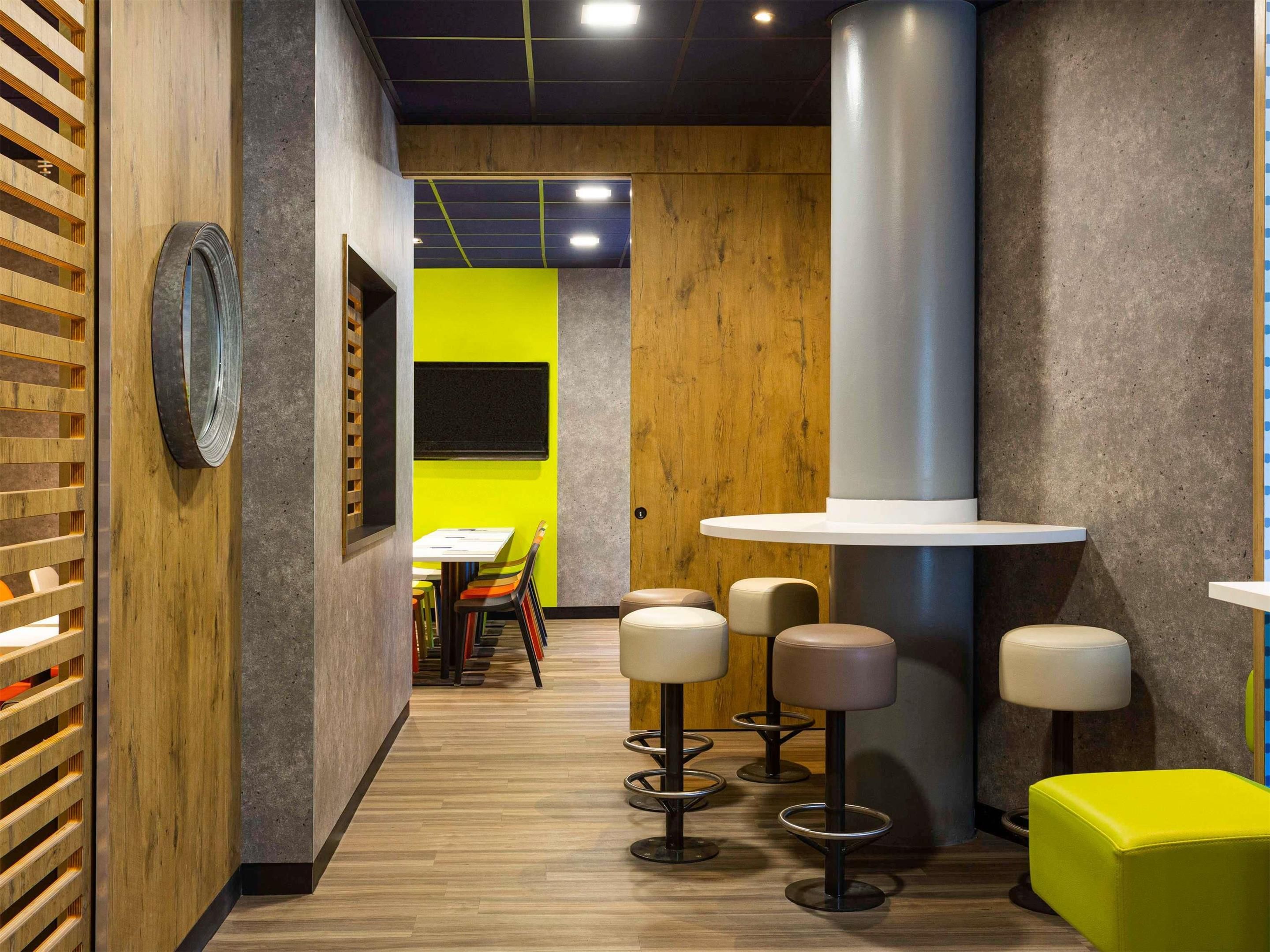 غرفة الاجتماعات