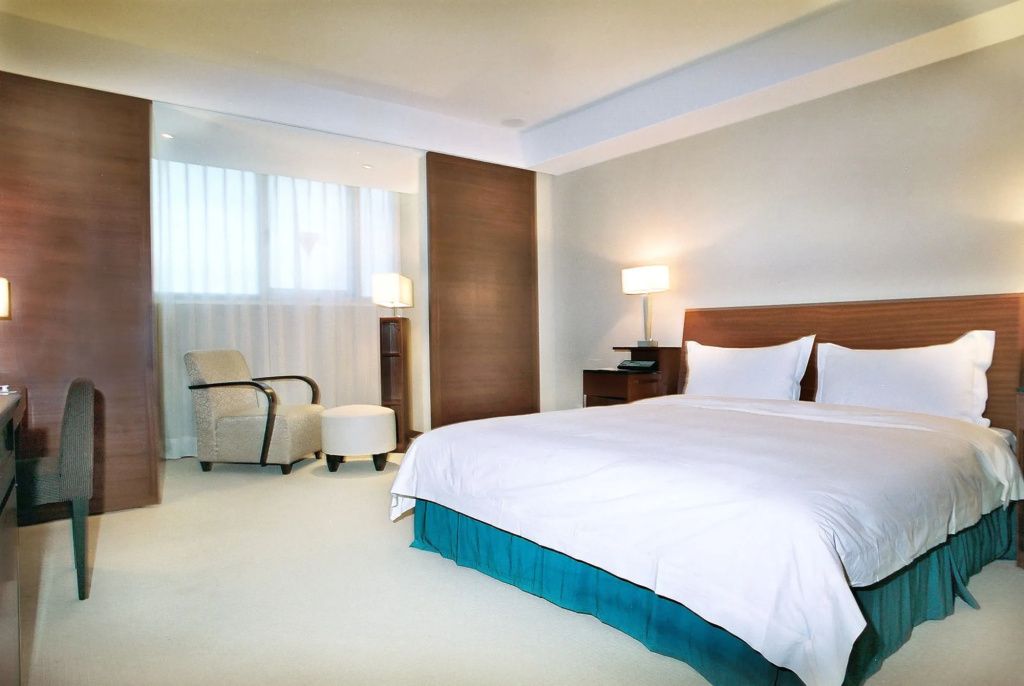 آخر