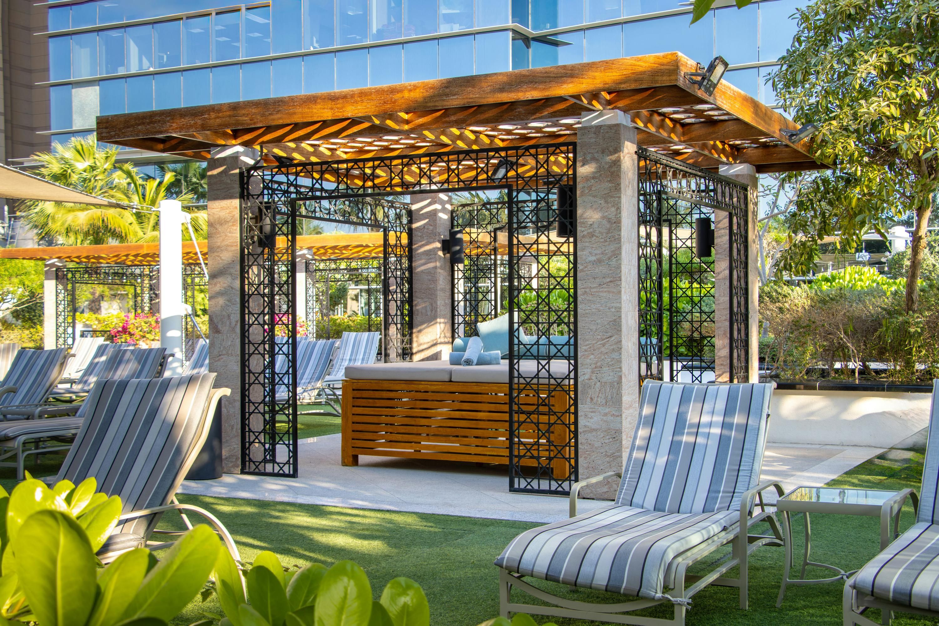 شرفة مرصوفة