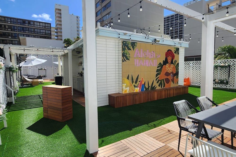 شرفة مرصوفة