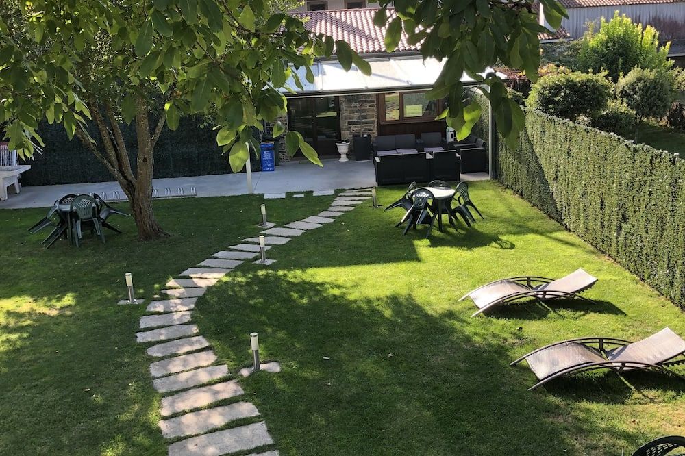 شرفة مرصوفة
