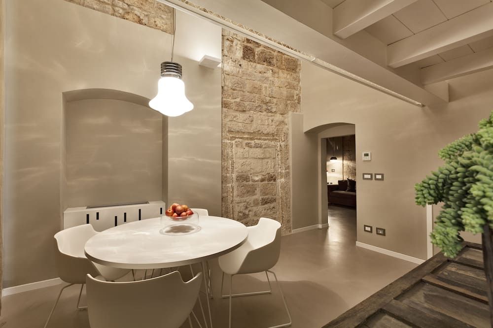 غرفة طعام صورة