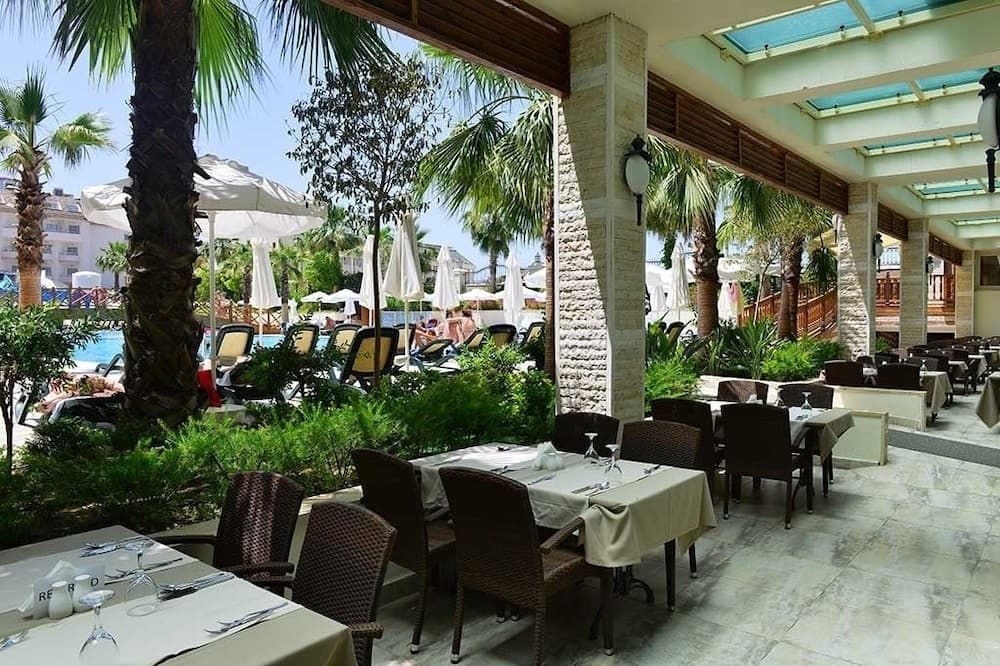 مطعم