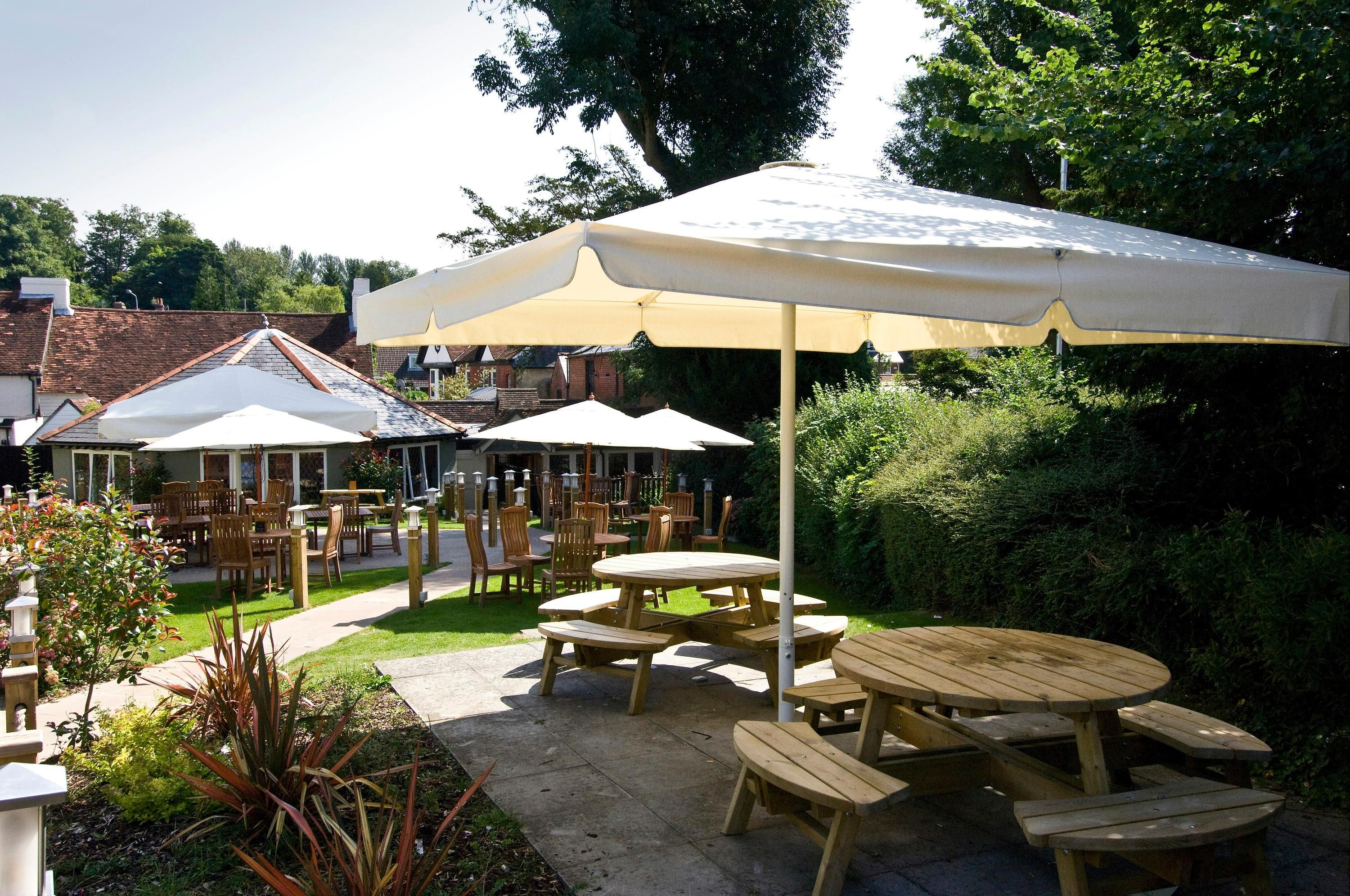 شرفة مرصوفة