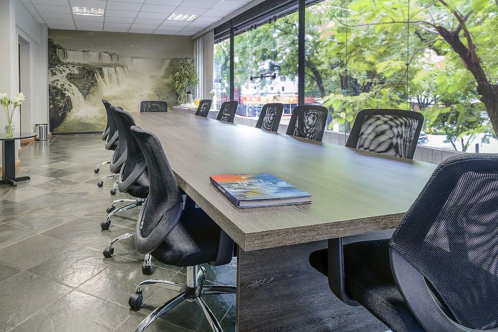 غرفة الاجتماعات