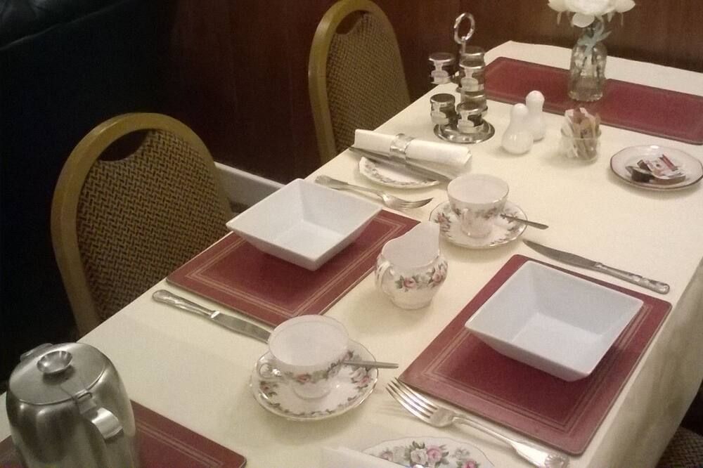 مطعم