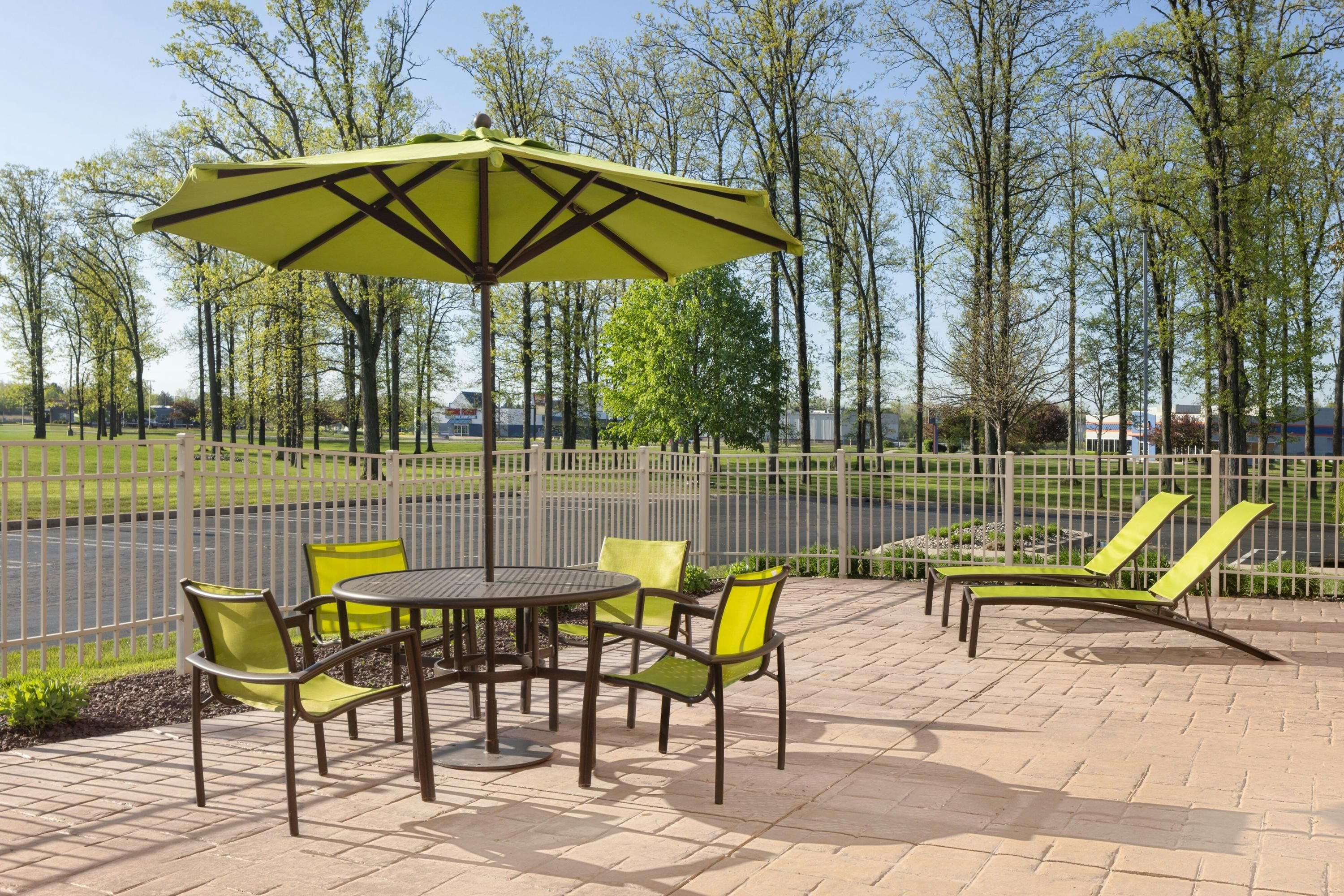 شرفة مرصوفة