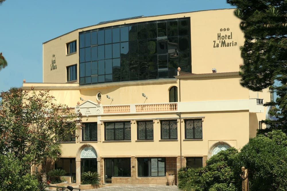 مبنى