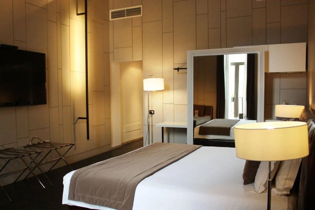 آخر