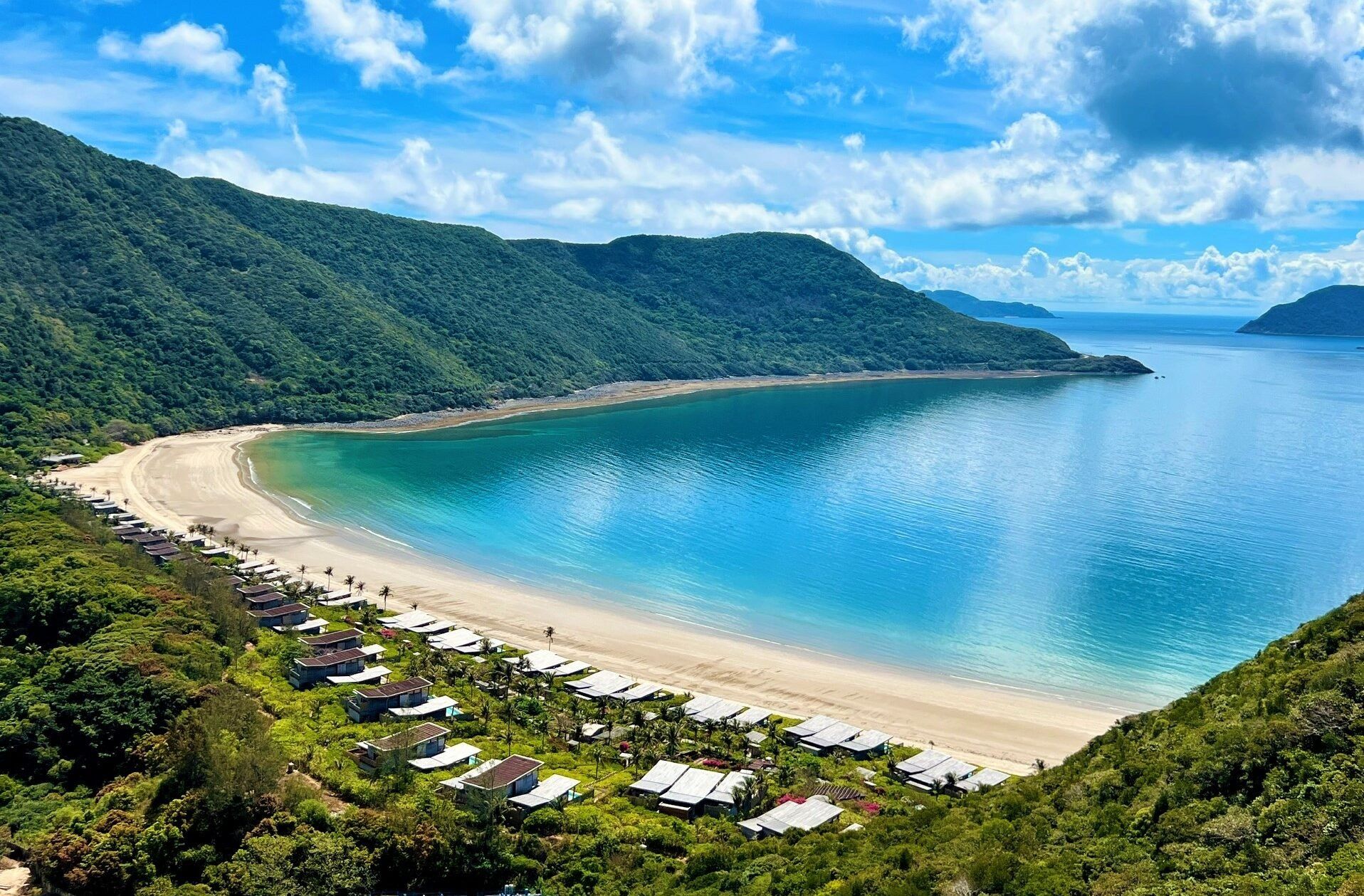 شاطئ