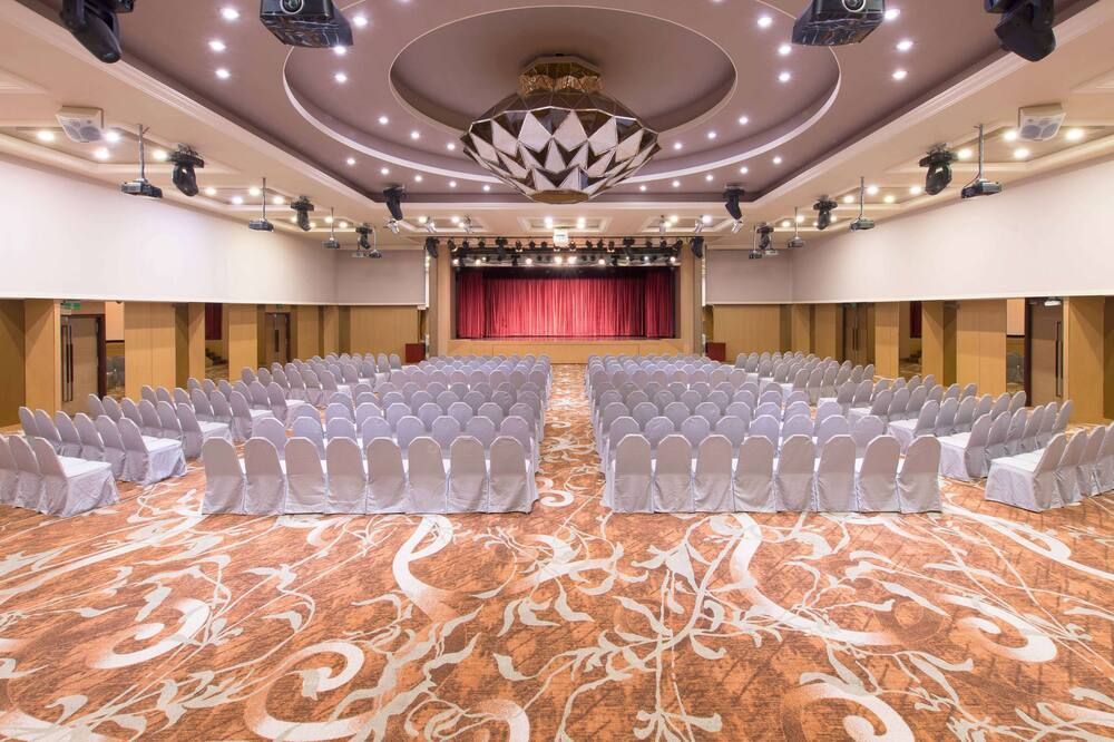 غرفة الاجتماعات