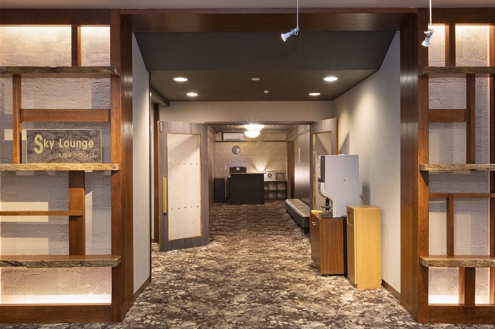 آخر