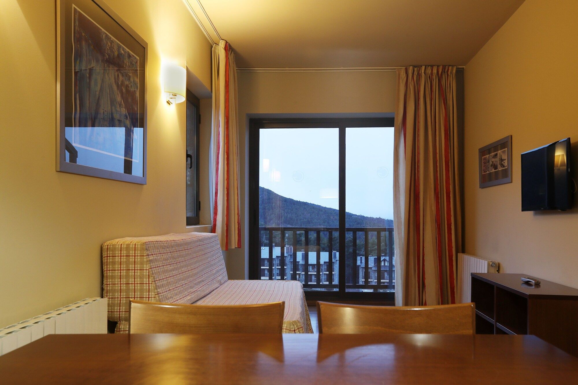 آخر
