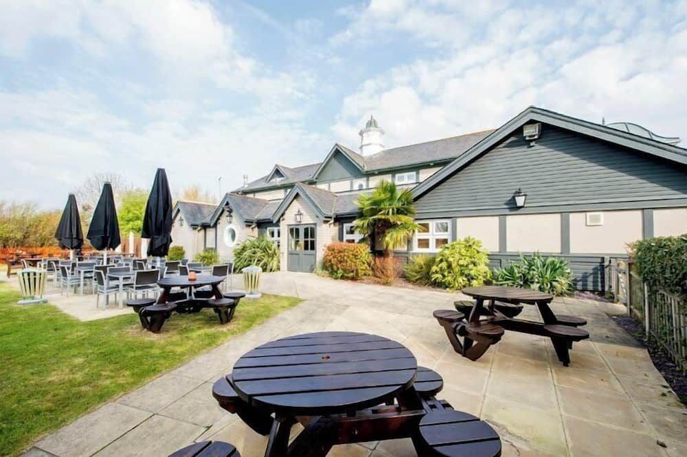 شرفة مرصوفة صورة