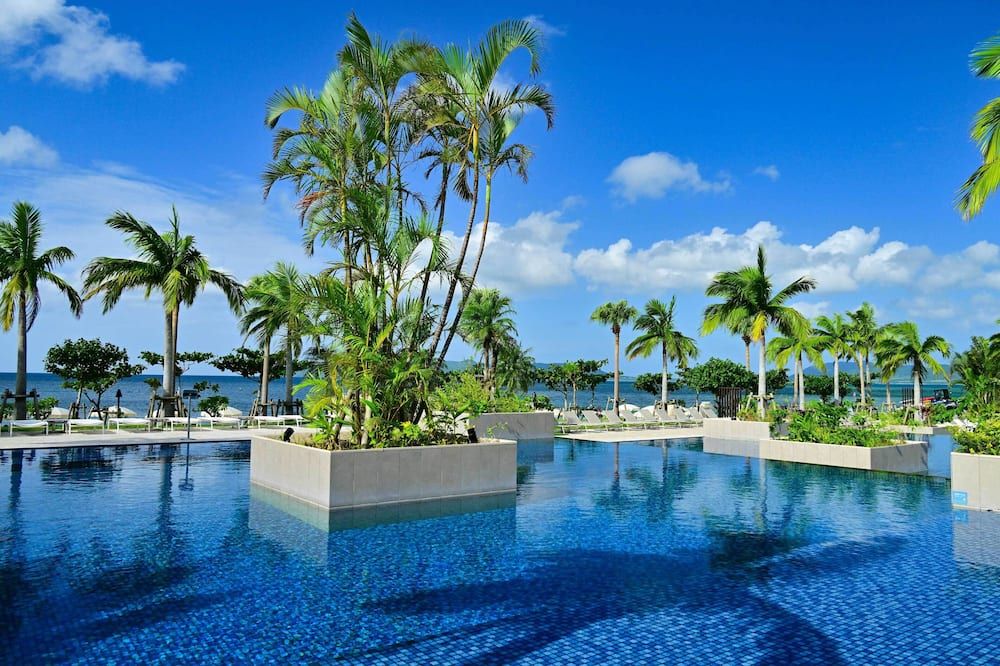 حوض السباحة صورة