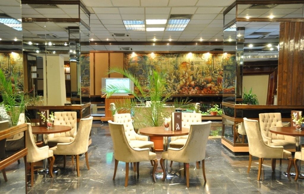 مطعم صورة