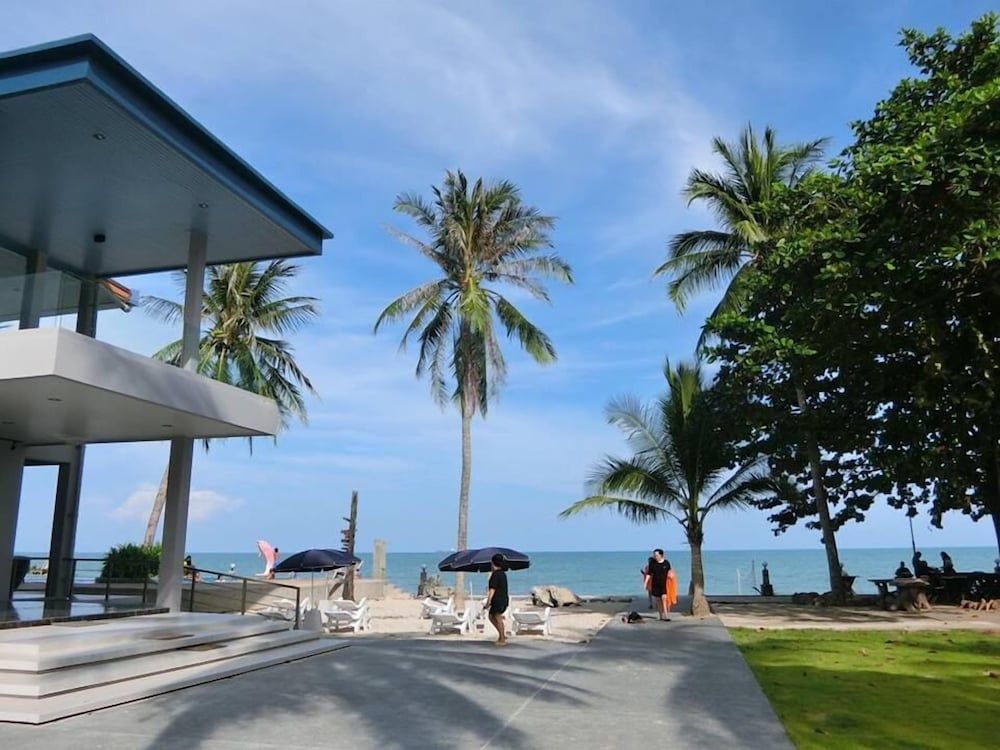 شرفة مرصوفة