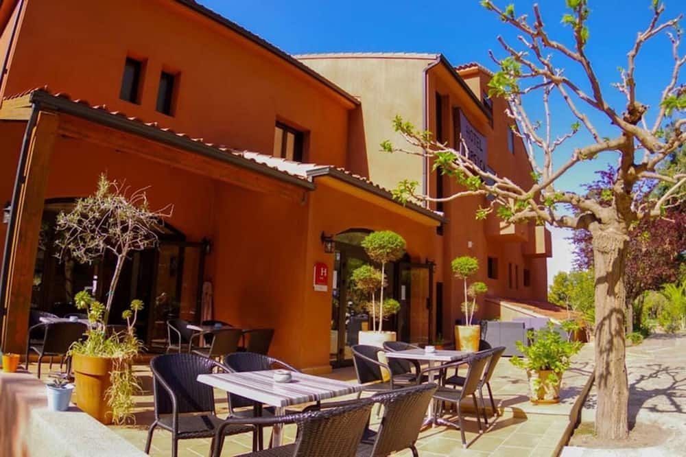 آخر