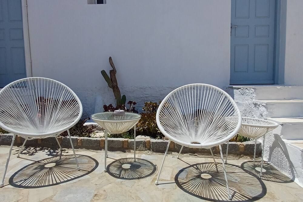 شرفة مرصوفة