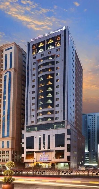 مبنى