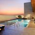 حوض السباحة