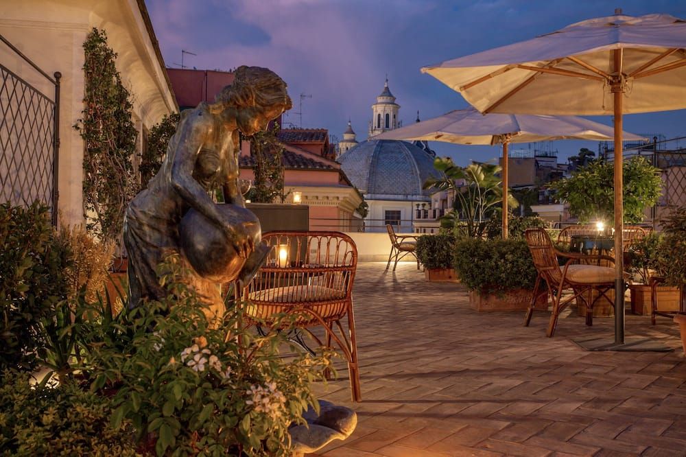 شرفة مرصوفة