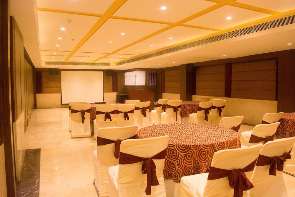 غرفة الاجتماعات