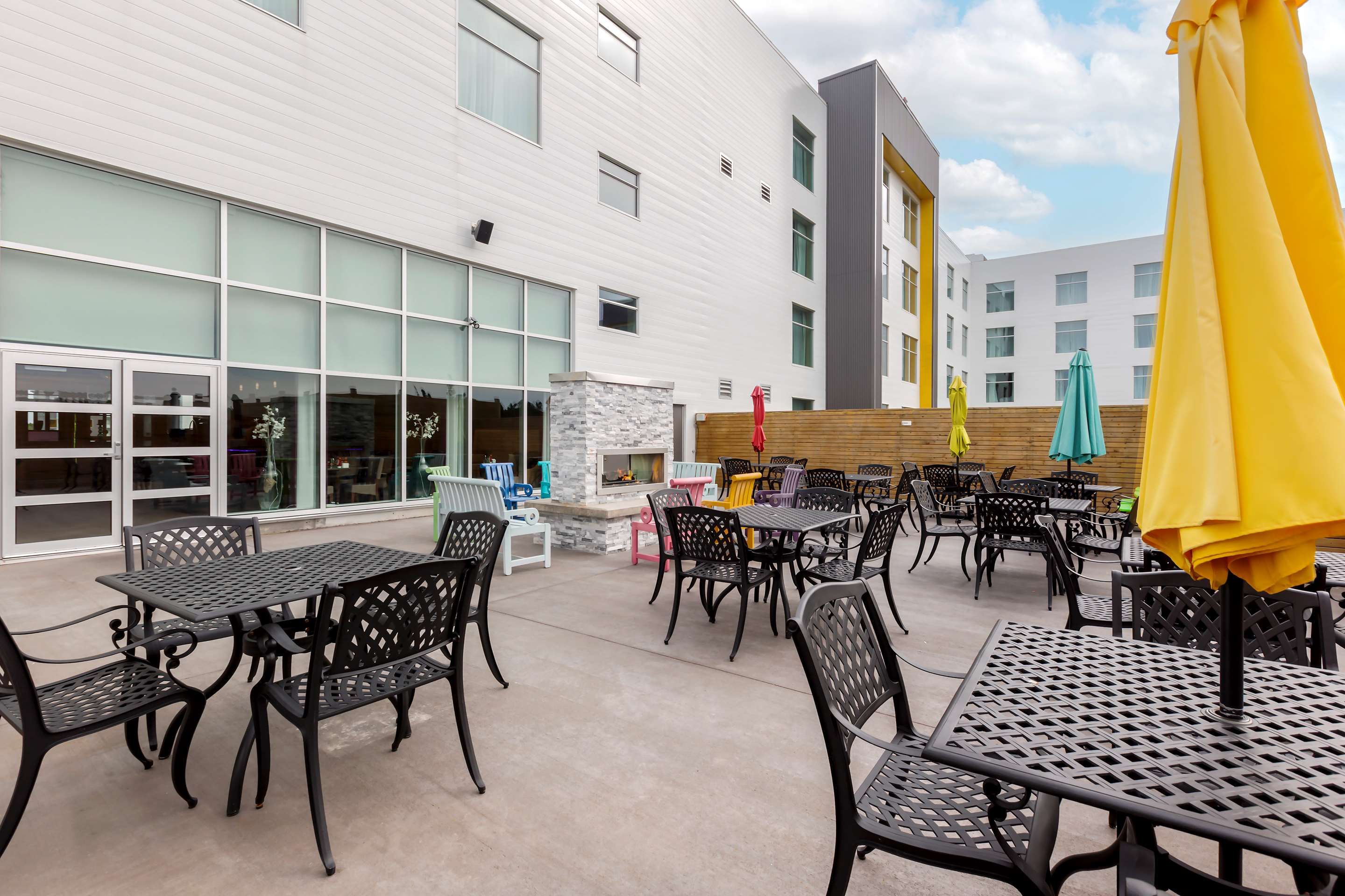 شرفة مرصوفة