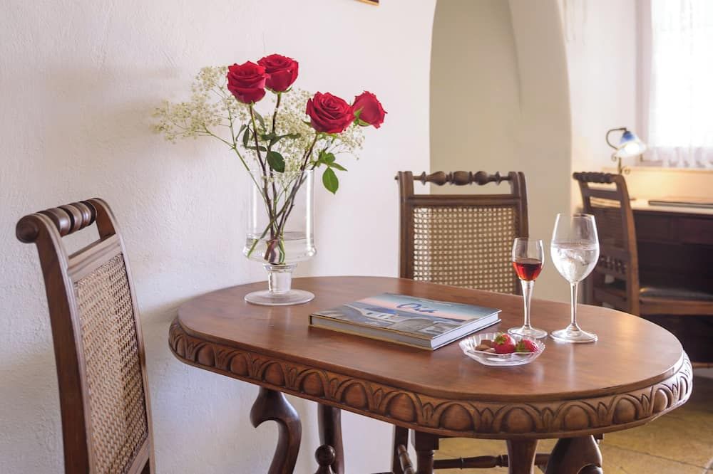 غرفة طعام صورة