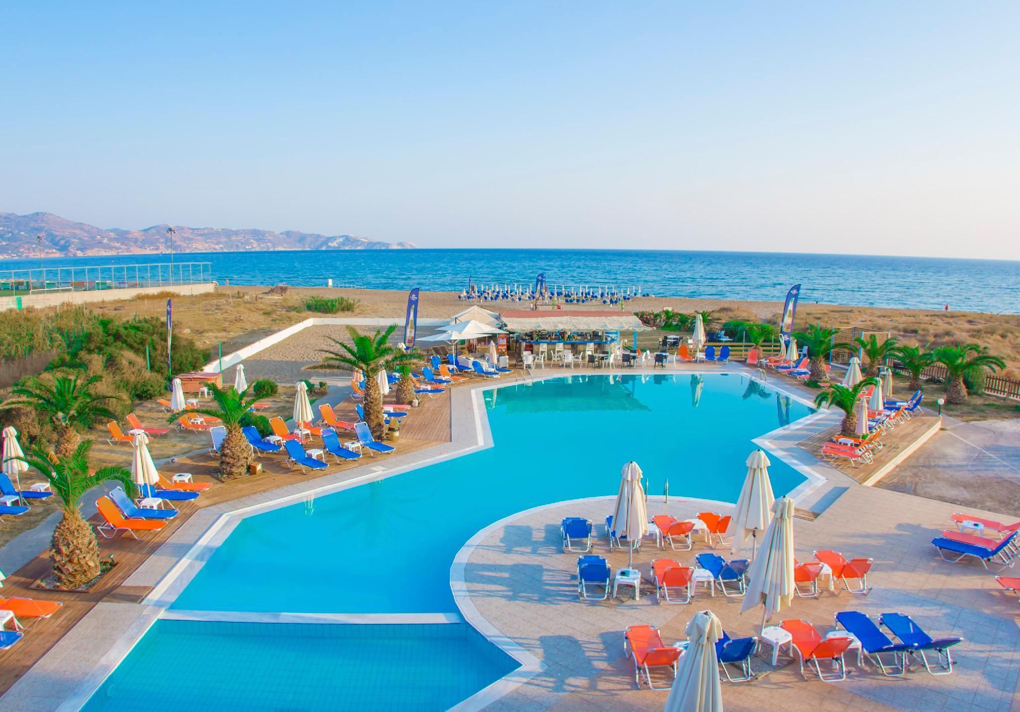 حوض السباحة صورة