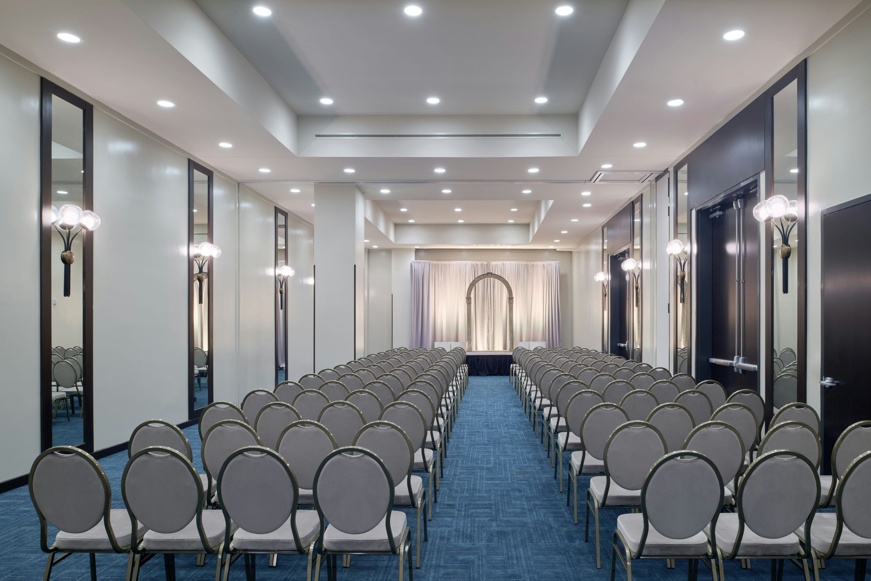 غرفة الاجتماعات