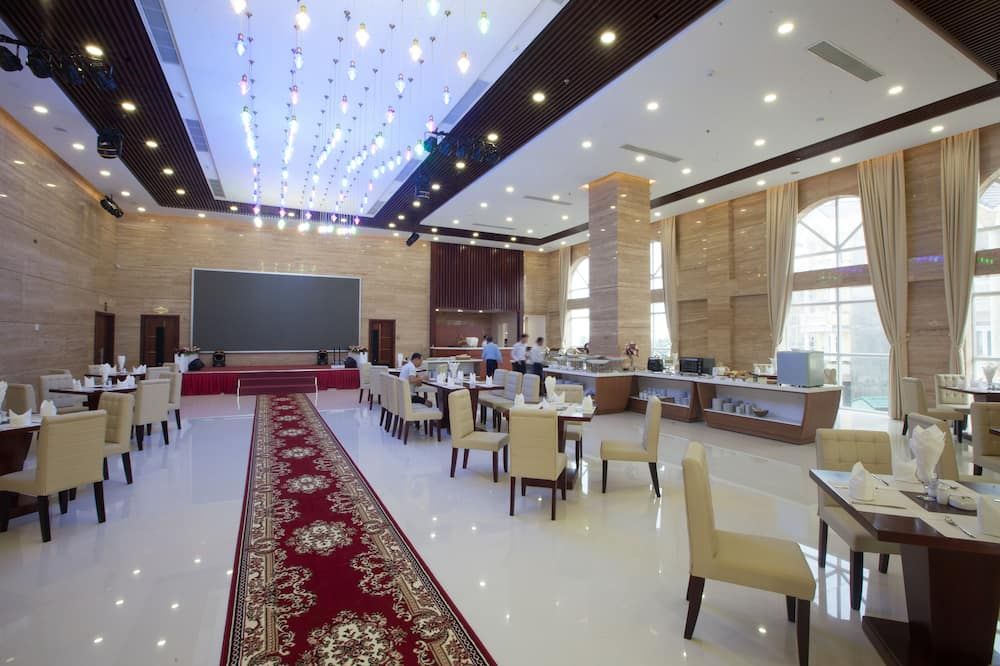 مطعم