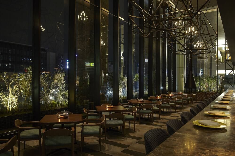 مطعم