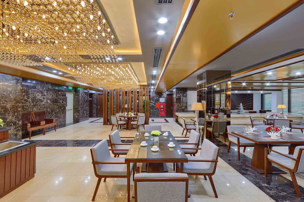 مطعم
