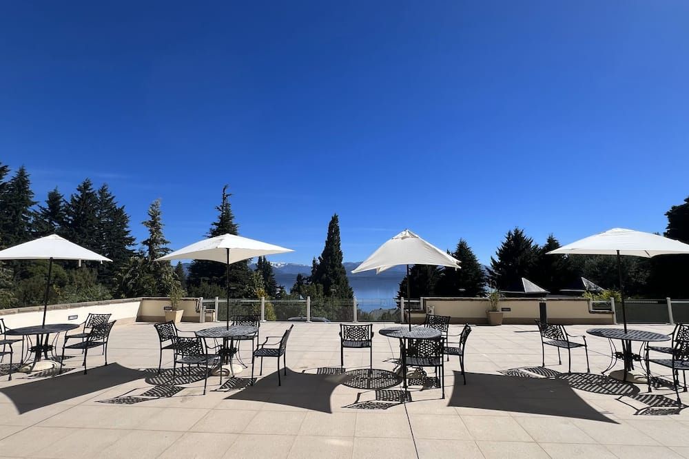 شرفة مرصوفة