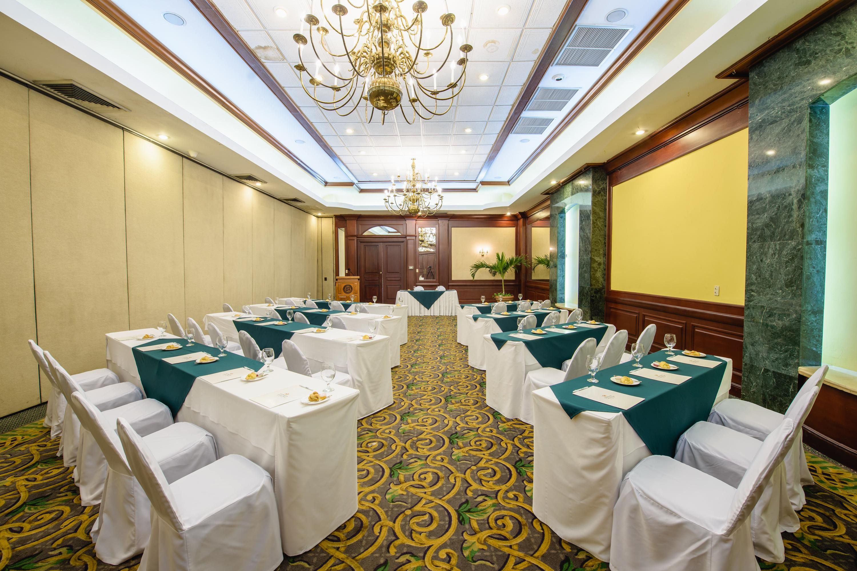 قاعة الولائم