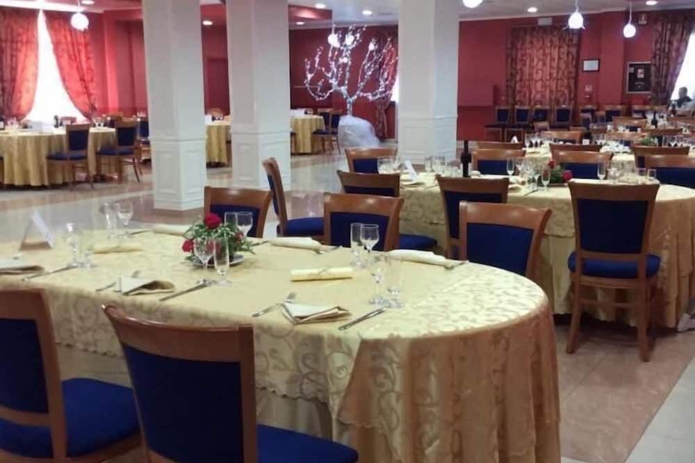 قاعة الولائم