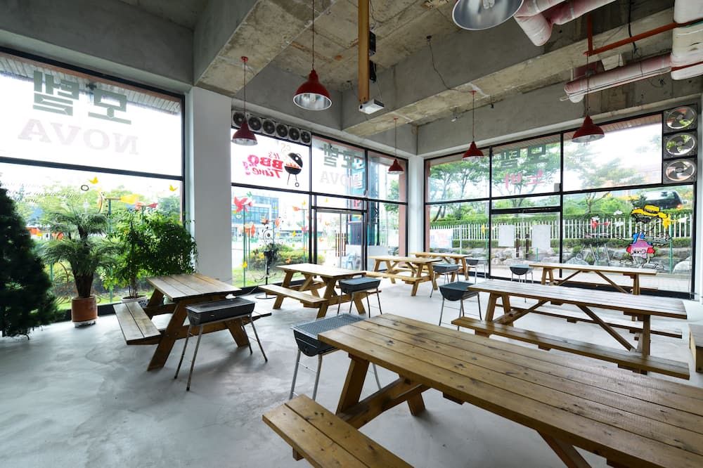 مطعم