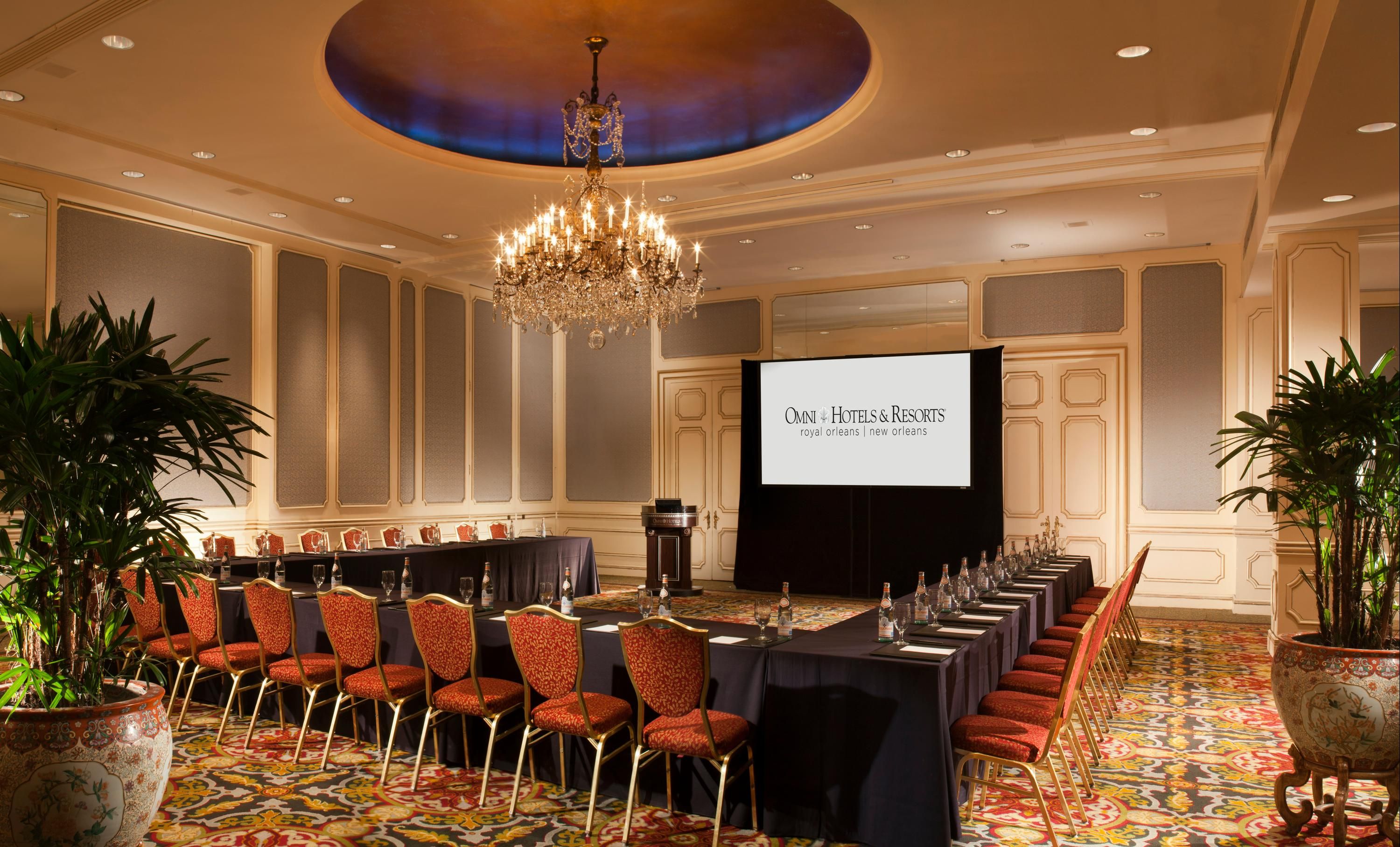 غرفة الاجتماعات