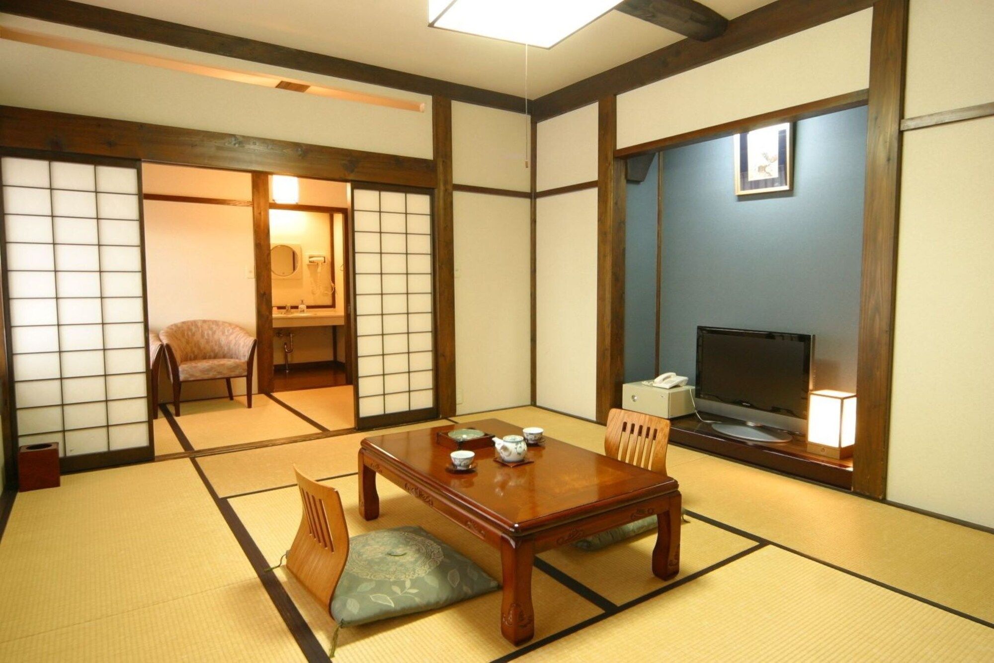 غرفة طعام صورة