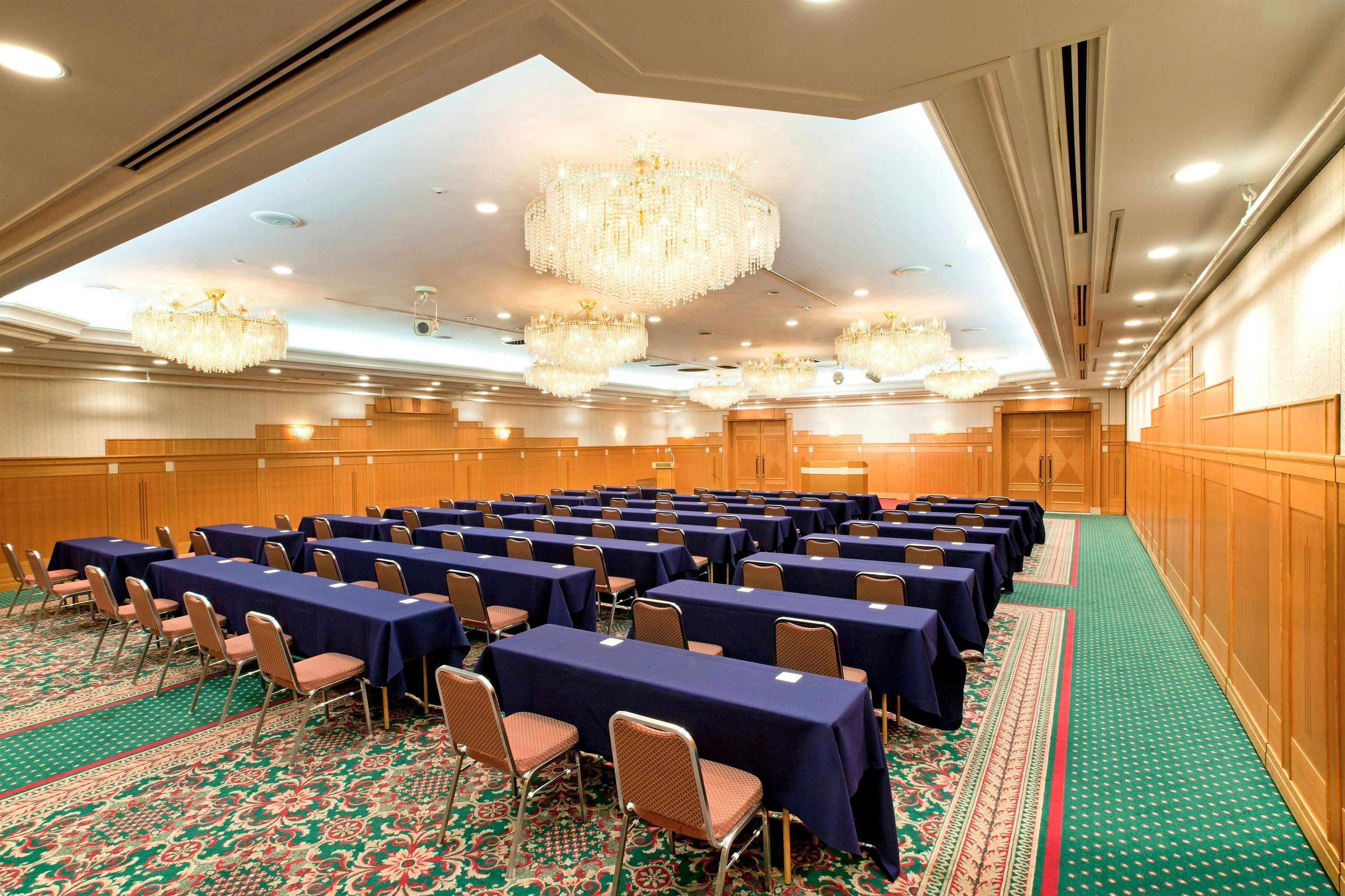 غرفة الاجتماعات