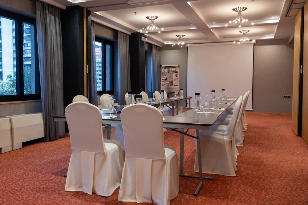 آخر