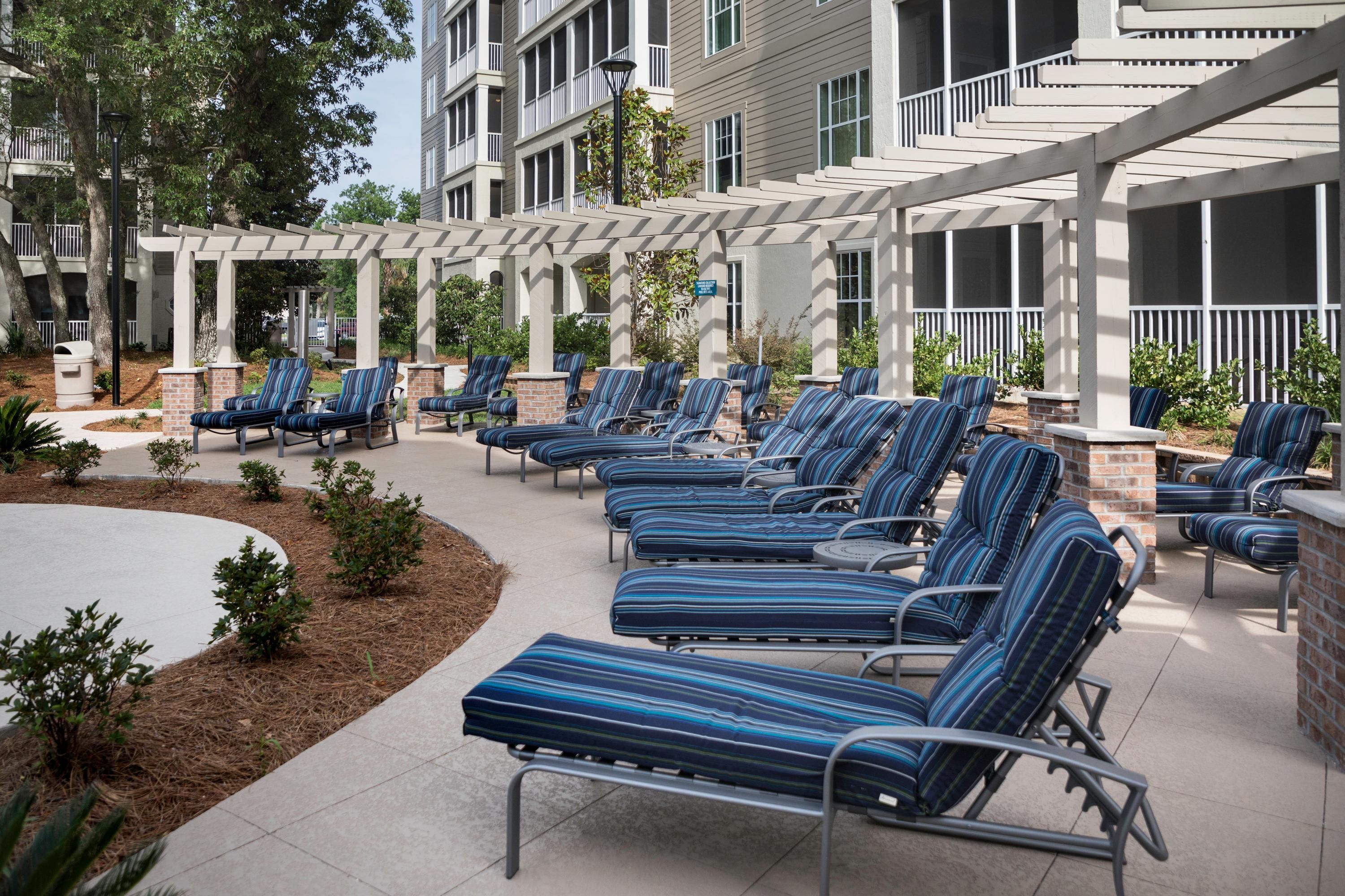 شرفة مرصوفة