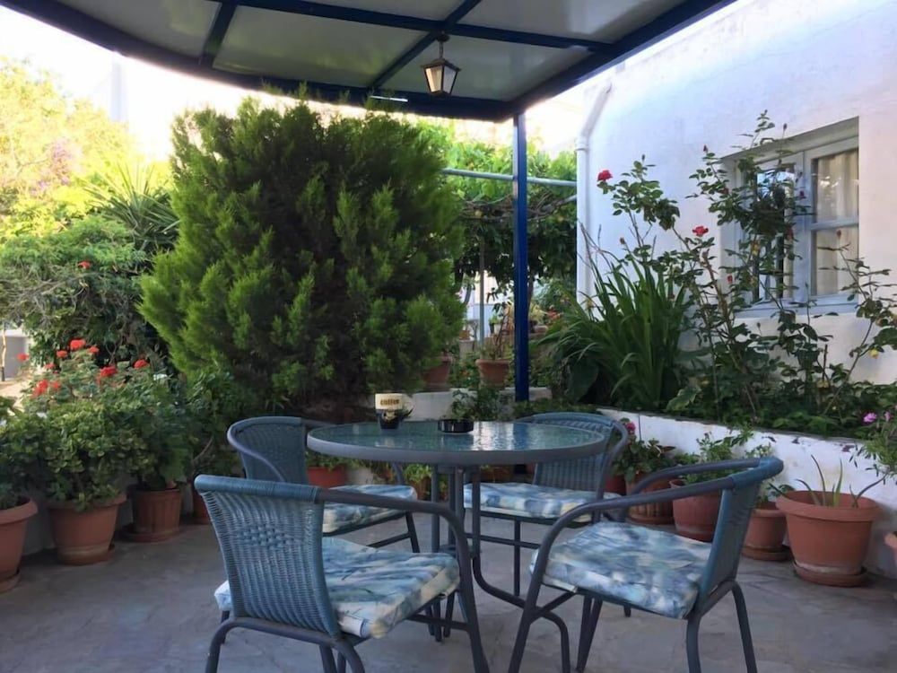 شرفة مرصوفة