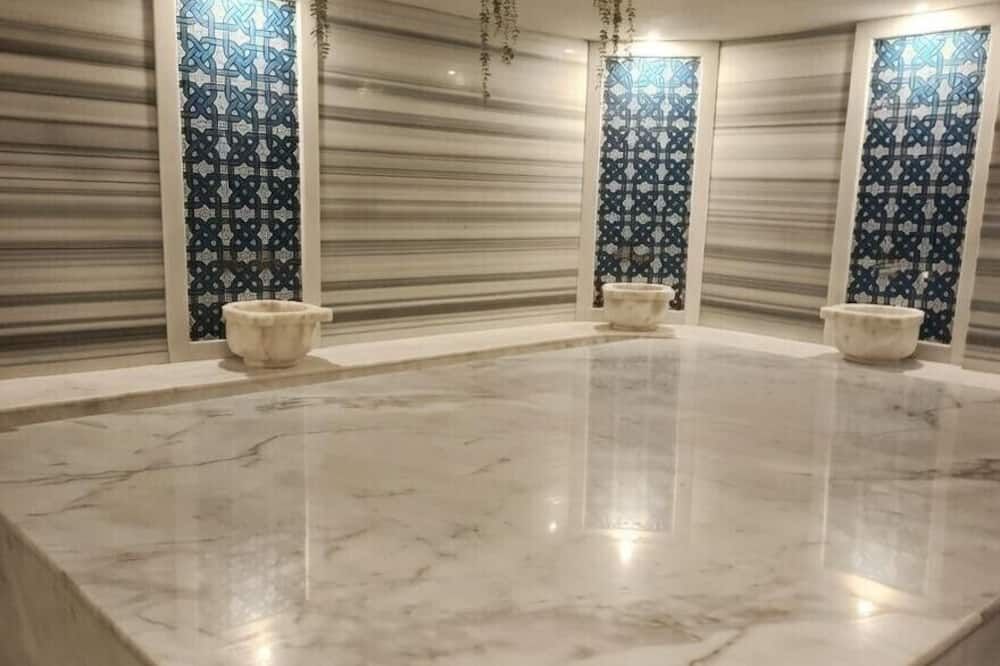 آخر