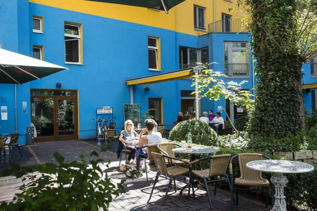 شرفة مرصوفة صورة