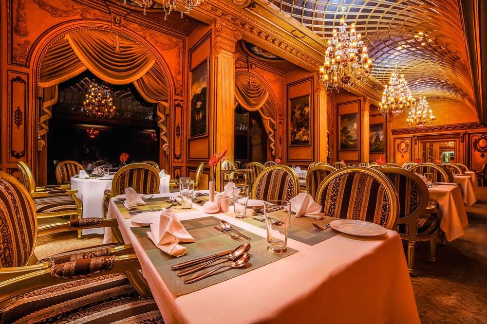 قاعة الولائم