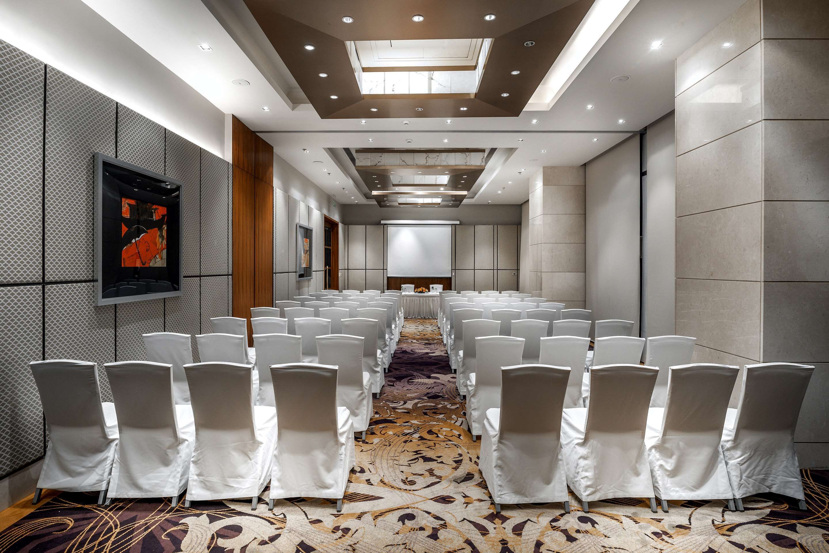 غرفة الاجتماعات