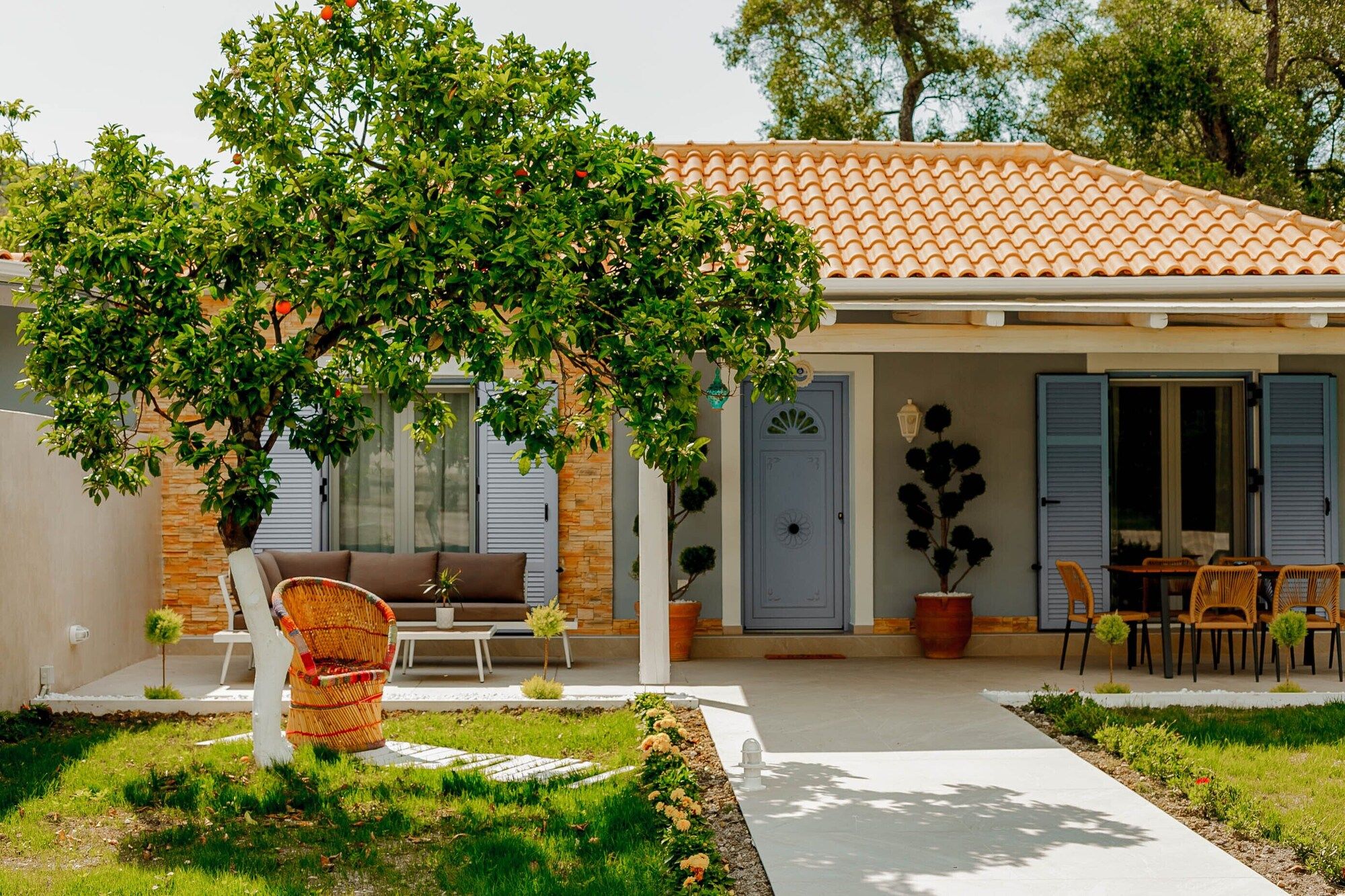 شرفة مرصوفة